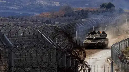 دبابة إسرائيلية على الحدود مع سوريا