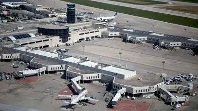 مطار "رفيق الحريري" في بيروت