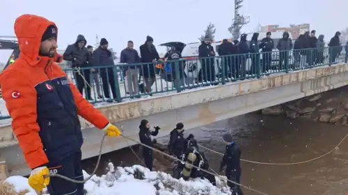 أثناء عملية الانقاذ 