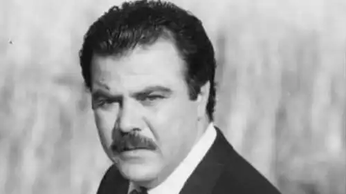 النجم الراحل عبد الخالق المختار