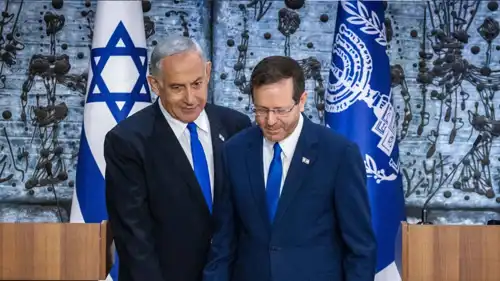 لقاء سابق بين الرئيس إسحاق هرتسوغ ونتنياهو