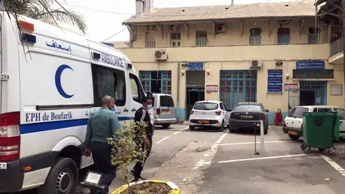 سيارة إسعاف في الجزائر