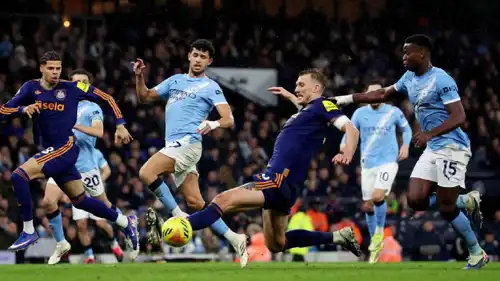 مباراة مانشستر سيتي ونيوكاسل في الدوري الإنجليزي