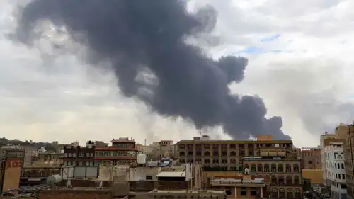 هجمات إسرائيلية على مواقع للحوثيين في الحديدة