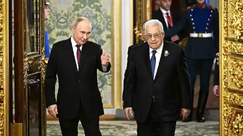 الرئيسان الفلسطيني محمود عباس والروسي فلاديمير بوتين
