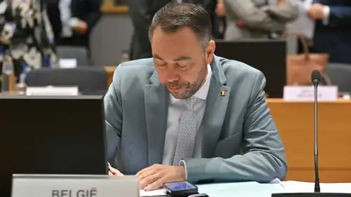 ووزير الخارجية البلجيكي ماكسيم بريفوت 