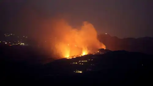 جانب من الحرائق