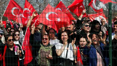 مظاهرة احتجاجية على اعتقال رئيس بلدية إسطنبول أكرم إمام أوغلو