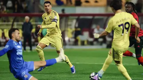 جواو فيليكس ورونالدو في مباراة النصر والخلود
