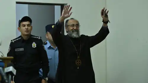 أسقف شيراك ميكائيل أجباهيان