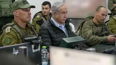 نتنياهو مع قائد المنطقة الشمالية
