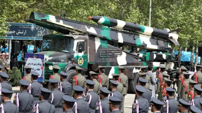 عرض عسكري للجيش الإيراني