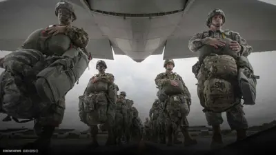  ترامب يحشد 15 ألف جندي صوب إيران