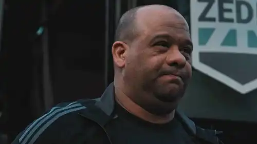 وليد صلاح الدين مدير الكرة الجديد بالنادي الأهلي 