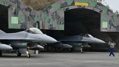 مقاتلات تايوانية من طراز إف-16 