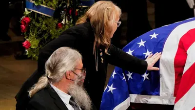 جثمان جيمي كارتر