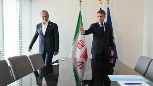 ماكرون وبزشكيان 