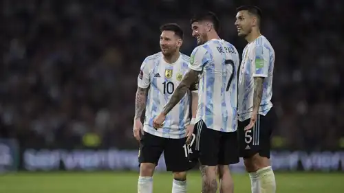 ميسي و باريديس في منتخب الأرجنتين