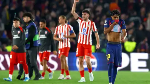 حسرة لامين يامال بعد خسارة برشلونة أمام أتلتيكو مدريد