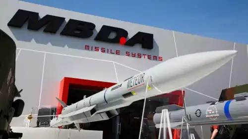 صاروخ ميتور جو-جو