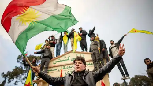 أكراد يتظاهرون ضد إيران