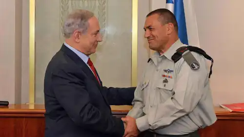 رئيس الوزراء الإسرائيلي بنيامين نتنياهو، مع رئيس الأركان إيال زامير