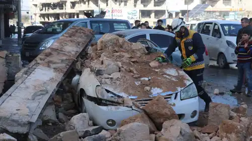 انهيار مبنى في حلب