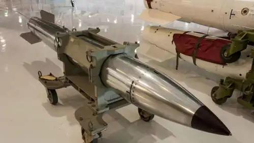 قنابل بي-61 النووية الحرارية