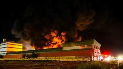 حريق المنطقة الصناعية في قم الإيرانية صباح اليوم