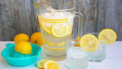 ماء بالليمون