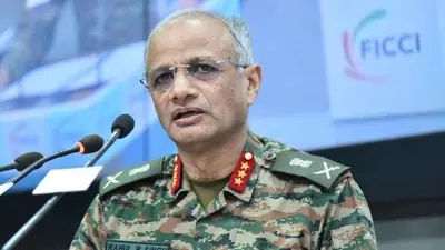 نائب رئيس أركان الجيش الهندي الجنرال راهول سينغ،