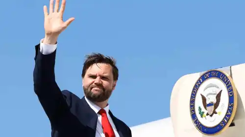 نائب الرئيس الأمريكي جيه دي فانس.