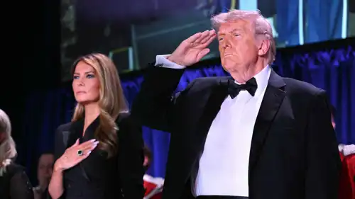 ترامب وميلانيا من حفل العشاء الذي شهد حادث إطلاق النار
