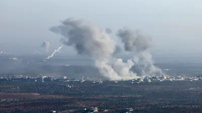 دخان إثر اشتباكات في شمال سوريا