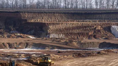 منجم معدن الإلمنيت وسط أوكرانيا