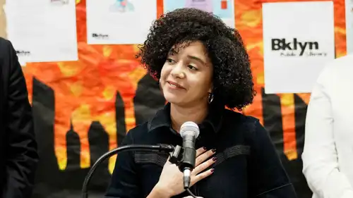 المسؤولة المستقيلة كاثرين ألمونتي دا كوستا