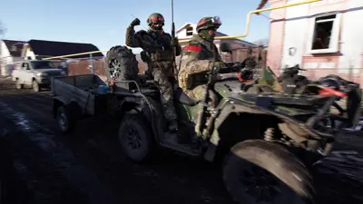 جنديان روسيان في كورسك