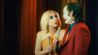 ليدي غاغا وخواكين فينيكس 