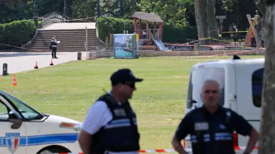 أفراد من الشرطة الفرنسية