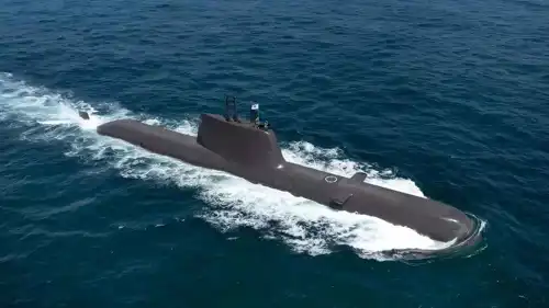 غواصة تابعة للبحرية البيروفية