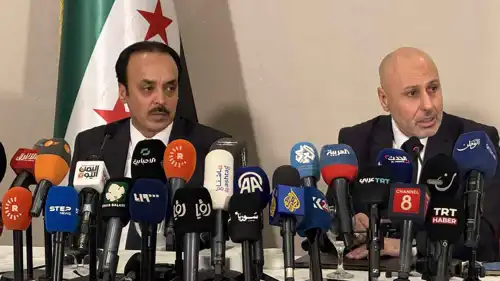 لجنة التحقيق خلال المؤتمر الصحفي