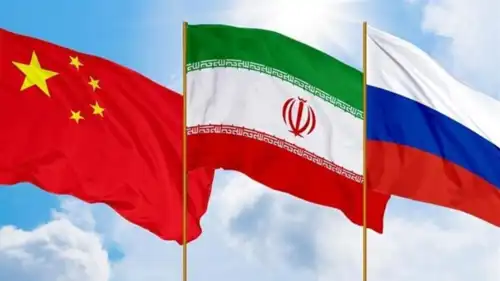 أعلام  إيران والصين وروسيا