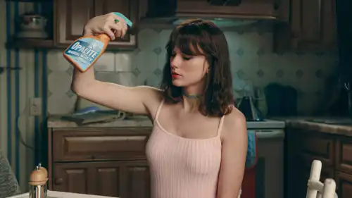 تايلور سويفت من فيديو "أوبالايت"