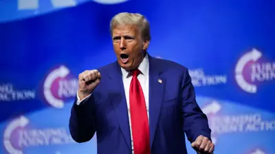 دونالد ترامب في تجمع انتخابي