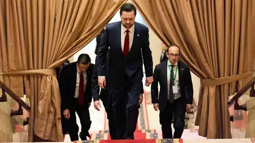 نائب الرئيس الأمريكي جيه دي فانس في إسلام آباد