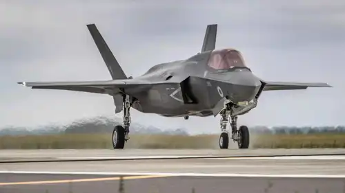 مقاتلة أمريكية