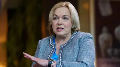 وزيرة الدفاع النيوزيلندية جوديث كولينز