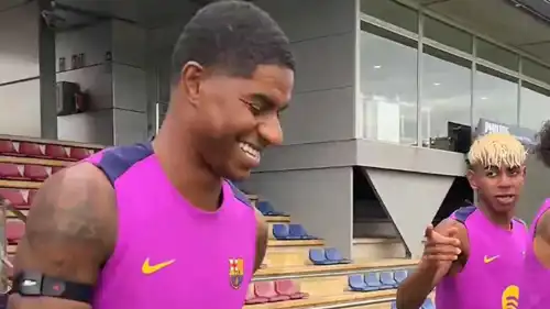 راشفورد ولامين يامال في تدريب برشلونة