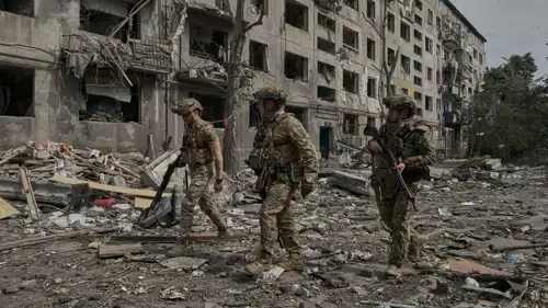 جنود أوكرانيون  في بوكروفسك