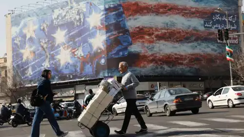 لوحة إعلانية مناهضة للولايات المتحدة في طهران، إيران